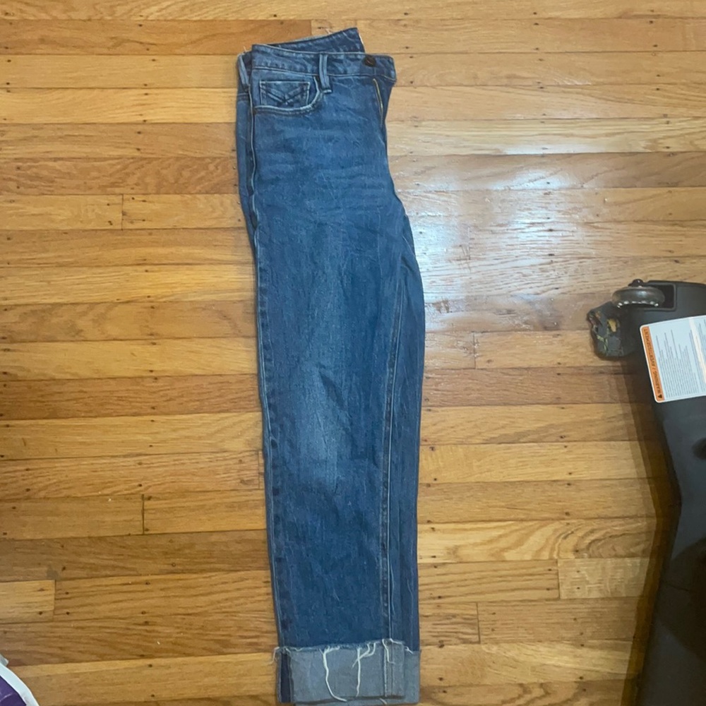 Unpublished Crop Jeans Medium Wash, good condition size 25